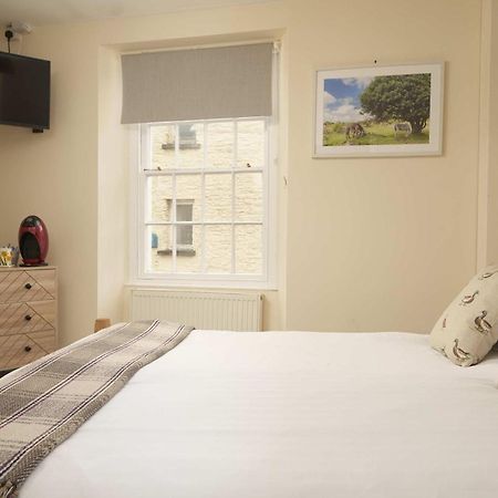 The White Hart Hotel Modbury Esterno foto