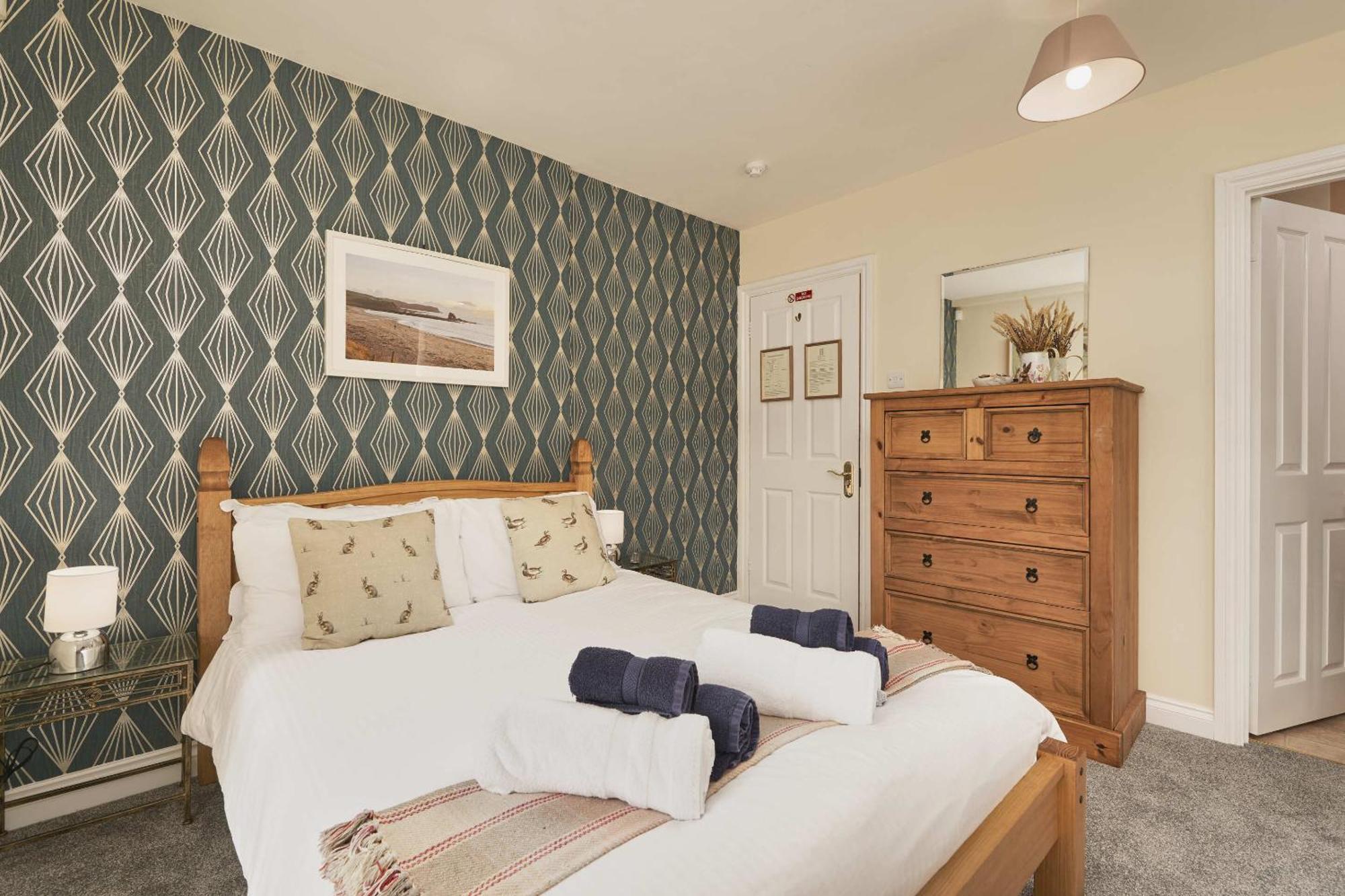 The White Hart Hotel Modbury Esterno foto
