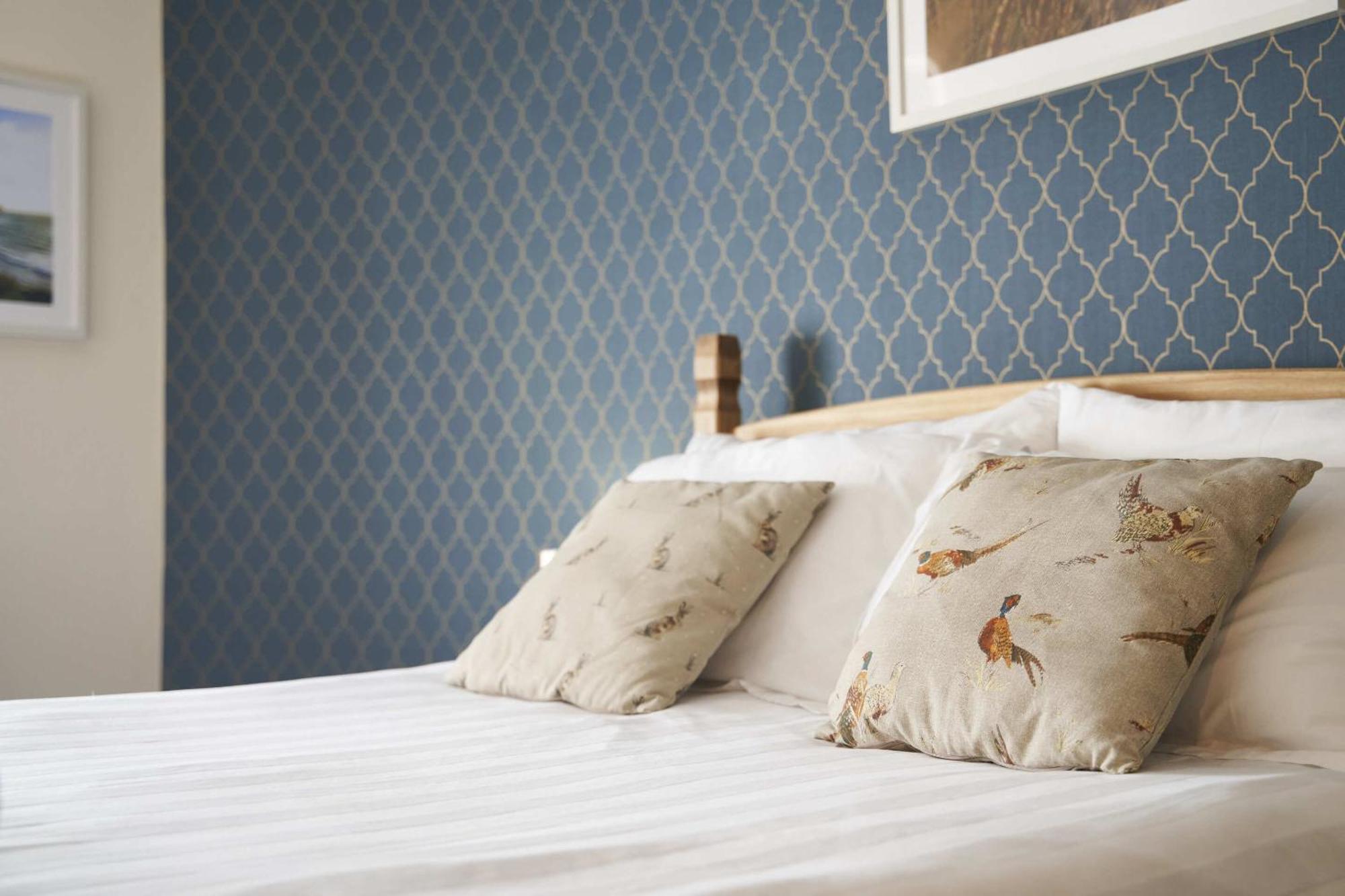 The White Hart Hotel Modbury Esterno foto