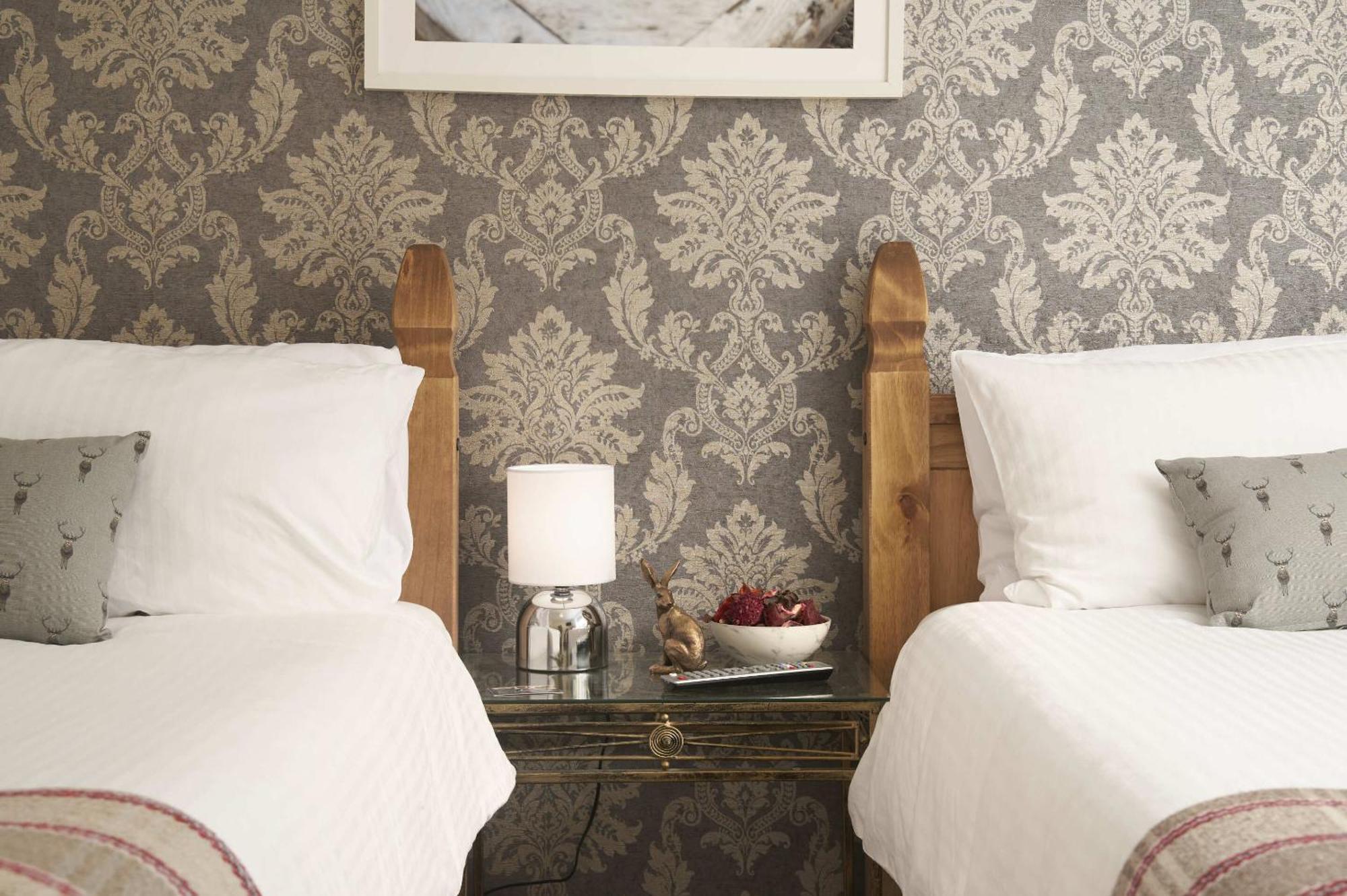 The White Hart Hotel Modbury Esterno foto